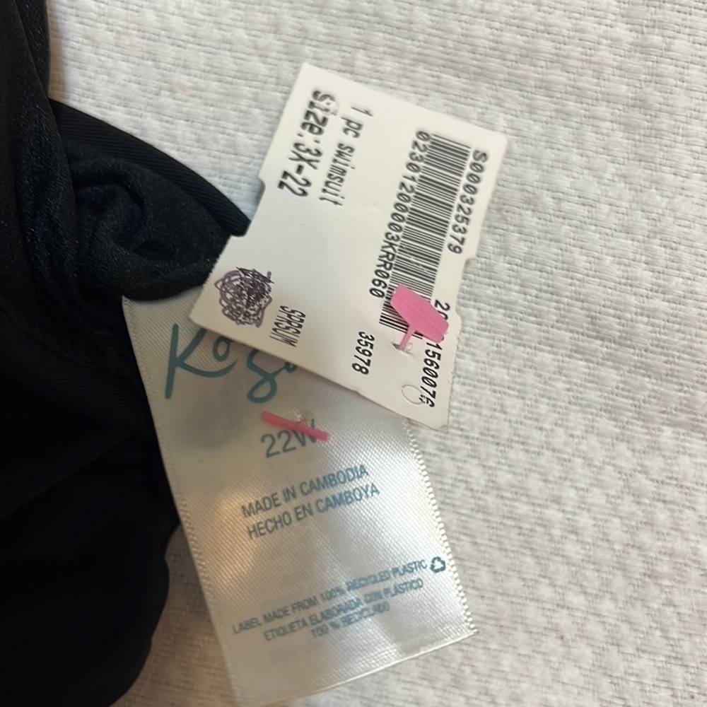 BNWT Kona Sol Ruffle Black one piece swimsuit Plus size 22W - Picture 6 of 6